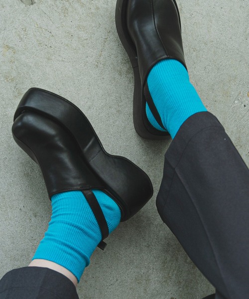 bohmal（ボマール）の「推し活カラーリブソックス（ソックス/靴下・レディース・ブルー/オレンジ/オフホワイト/イエロー/レッド/ブラック/ピンク/ライム・FREE）」の5枚目の写真