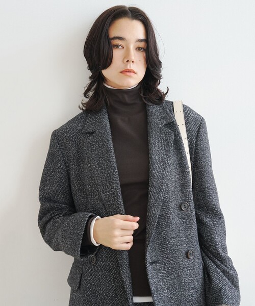 UNFILO(アンフィーロ)の「【暖かさ&着心地の良さで大ヒット/新色追加】コットンカシミヤ タートルネックカットソー(Tシャツ/カットソー・レディース・ブラック系1/ブルー系/グレー系/ホワイト系/ベージュ系/ダルブルー系/ライトイエロー系/ブラック系2/ベージュ系1/ブラック系/黄土色系/ローズ系/スモーキーグリーン系/ダークブラウン系/ブラック系3/イエロー系/アイボリー系/スカイブルー系/ネイビー系・MEDIUM/SMALL/LARGE)」の7枚目の写真