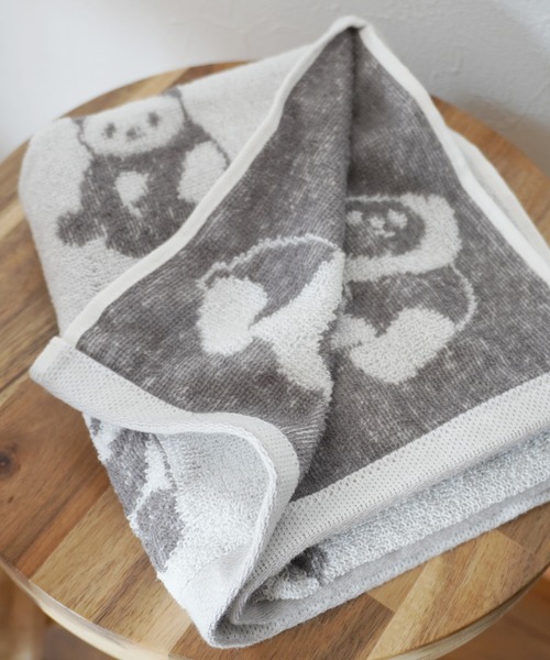 Port（ポート）の「【 Port / ポート 】 パンダ ジャガード フェイスタオル（タオル・レディース・ブラック/ホワイト/ブルー/ホワイト系その他/ピンク・FREE）」の6枚目の写真