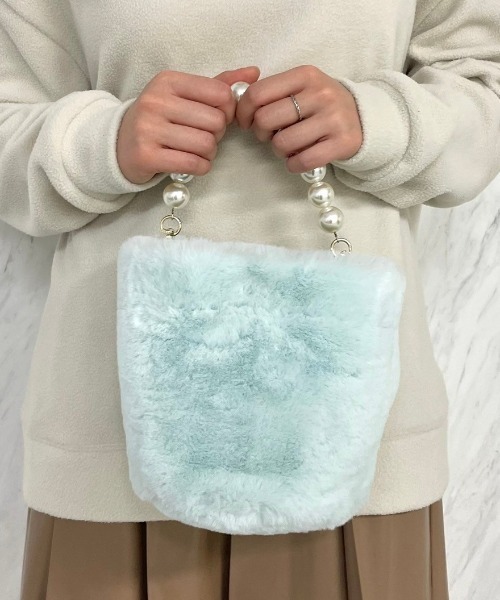 CALNAMUR（カルナムール）の「ハンドルパールエコファーバック（ハンドバッグ・レディース・ライトブルー/アイボリー・FREE）」の18枚目の写真