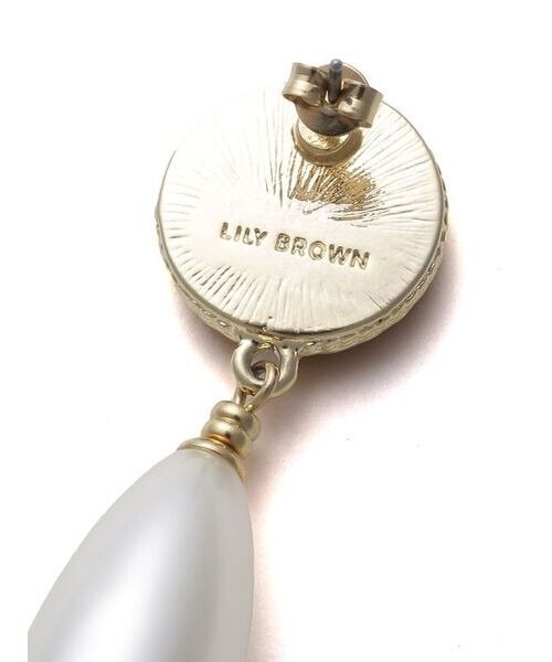 LILY BROWN(リリーブラウン)の「【LILY BROWN×MARY QUANT】デイジーパールドロップピアス(ピアス(両耳用)・レディース・ホワイト/グリーン/ブラック・FREE)」の18枚目の写真