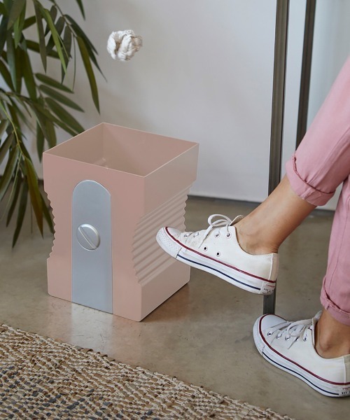 entre square(アントレスクエアー)の「balvi/ゴミ箱 ダストボックス シャープナーシェイプ 全3色(ダストボックス・レディース・グレー/ピンク/ミント・ONE SIZE)」の3枚目の写真