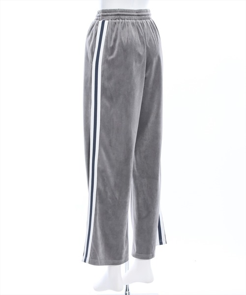 clear（クリア）の「ベロアワイドトラックパンツ[低身長用サイズ有]（その他パンツ・レディース・ブラック/ピンク/グレー/カーキ・F/XS）」の7枚目の写真