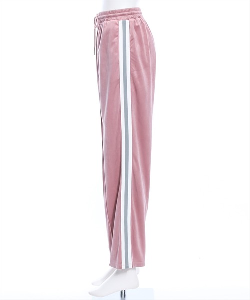 clear（クリア）の「ベロアワイドトラックパンツ[低身長用サイズ有]（その他パンツ・レディース・ブラック/ピンク/グレー/カーキ・F/XS）」の13枚目の写真