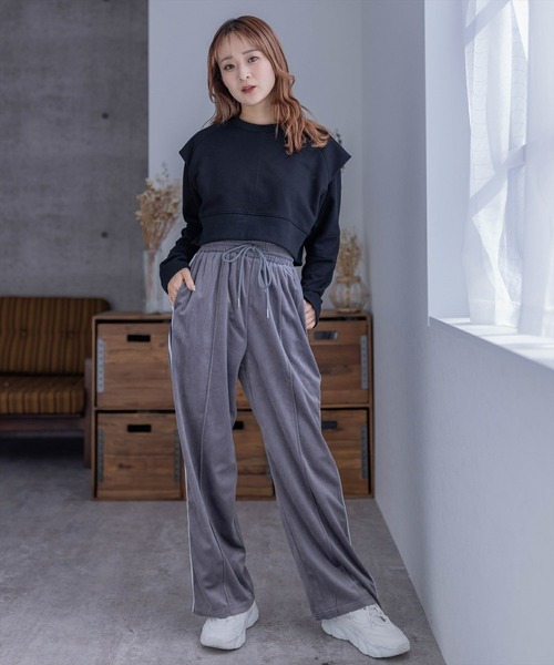 clear（クリア）の「ベロアワイドトラックパンツ[低身長用サイズ有