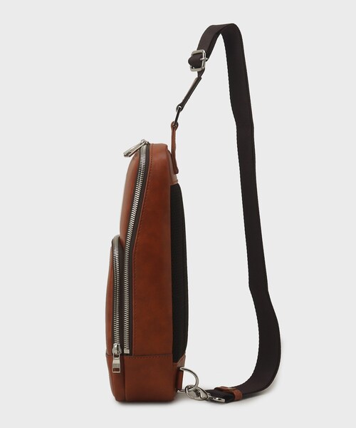 TAKEO KIKUCHI（タケオキクチ）の「◆【上品な風合い】マーブルレザー　ワンショルダーバッグ（ボディバッグ/ウエストポーチ・メンズ・ブラック/キャメル/ダークブラウン・00）」の18枚目の写真