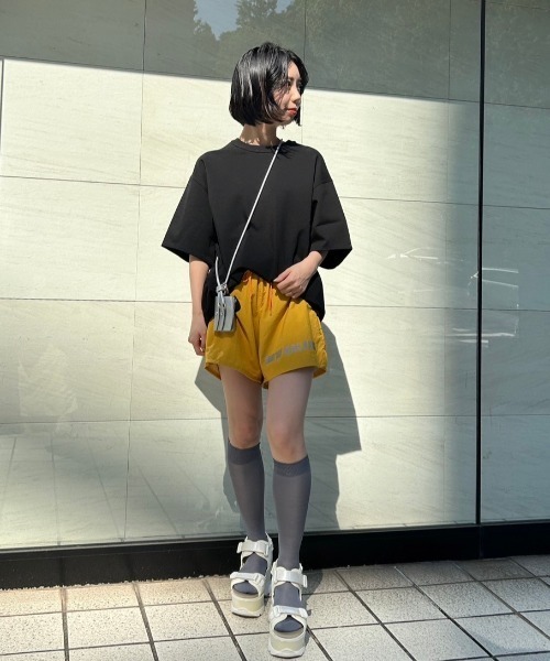 新品未使用【emmi atelier】コクーンシルエットプルオーバー ホワイト emmi（エミ）の「【emmi atelier】コクーンシルエットプル