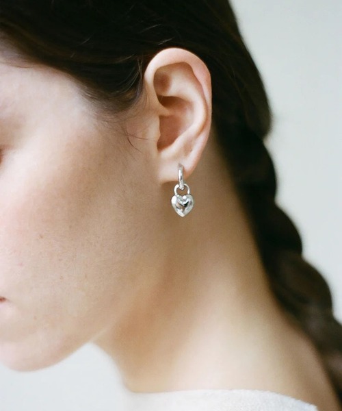 Laura Lombardi（ローラロンバルディ）の「SILVER MINI AMORINA 