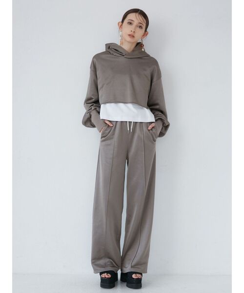 MURUA(ムルーア)の「シャイニーカットワイドパンツ(その他パンツ・レディース・ブルー/モカ・FREE)」の4枚目の写真