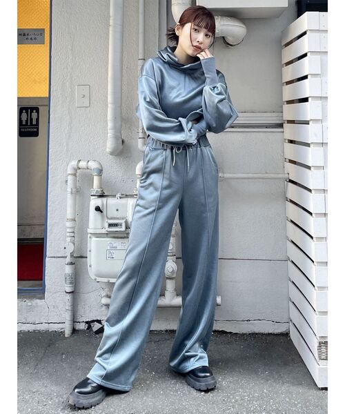 MURUA(ムルーア)の「シャイニーカットワイドパンツ(その他パンツ・レディース・ブルー/モカ・FREE)」の10枚目の写真