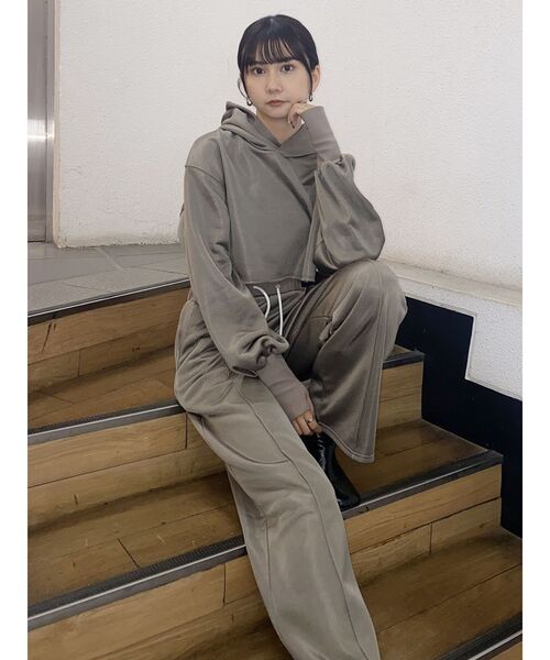 MURUA(ムルーア)の「シャイニーカットワイドパンツ(その他パンツ・レディース・ブルー/モカ・FREE)」の15枚目の写真