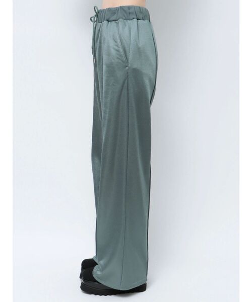 MURUA(ムルーア)の「シャイニーカットワイドパンツ(その他パンツ・レディース・ブルー/モカ・FREE)」の21枚目の写真