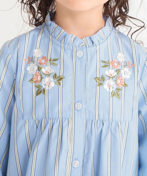 BRANSHES(ブランシェス)の「【お揃い】ストライプ刺繍ワンピース(ワンピース・キッズ・ブルー/サーモンピンク・130/110/100/90/140/120/150)」の7枚目の写真