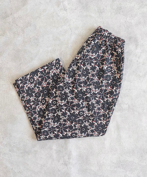 A BOND（アボンド）の「コットンタックイージーパンツ/おとな（その他パンツ・レディース・ピンク/レッド/チャコール/イエロー/グレー/ブルー/ブラック/グリーン系その他/レッド系その他/エメラルド/オフホワイト・170cm/160cm）」の5枚目の写真