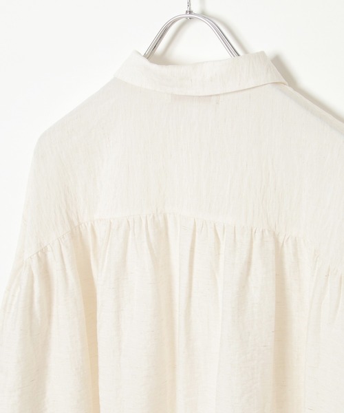 notch.（ノッチ）の「裾ドロストシャツ（シャツ/ブラウス・レディース・ネイビー/オフホワイト/チャコールグレー/ライトグレー/ナチュラル・M）」の8枚目の写真