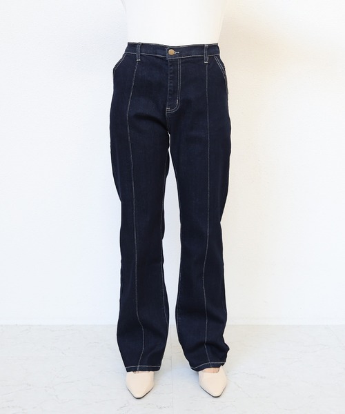 evernavy(エバーネイビー)の「ピンタックテーパードデニムパンツ(デニムパンツ・レディース・インディゴブルー/ブラック・M/L)」の6枚目の写真