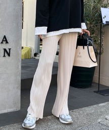 セミフレアーカラープリーツパンツ