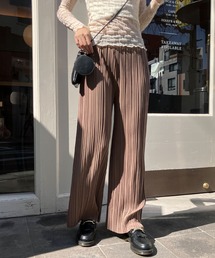 セミフレアーカラープリーツパンツ