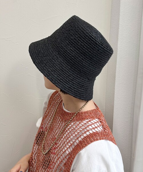 fredy emue(フレディエミュ)の「ラフィアバケットハット(ハット・レディース・ブラック/モカ・FREE)」の8枚目の写真