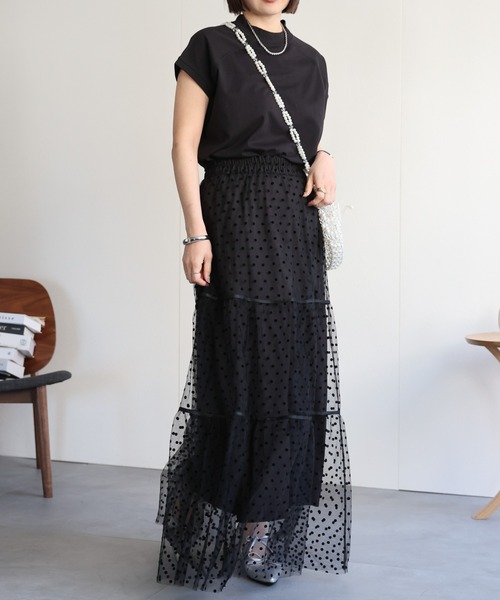 ap retro（アプレトロ）の「【USAコットン】高見え上質 / モックネックフレンチスリーブＴシャツ（Tシャツ/カットソー・レディース・ブラック/グレイッシュベージュ/チャコールグレー/ホワイト/ネイビー×ホワイト/ベージュ×ブラック・FREE/LARGE）」の19枚目の写真