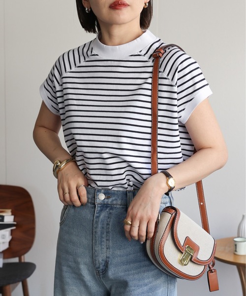 ap retro(アプレトロ)の「【USAコットン】高見え上質 / モックネックフレンチスリーブTシャツ(Tシャツ/カットソー・レディース・ブラック/グレイッシュベージュ/チャコールグレー/ホワイト/ネイビー×ホワイト/ベージュ×ブラック/ネイビー・FREE/LARGE)」の16枚目の写真