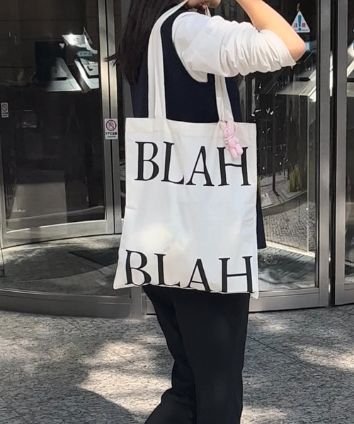 値下げ✨新品未使用✨型押しロゴ❣️トートバック ホワイト セール】ロゴトートバッグ（トートバッグ）｜E&C closet…（イー
