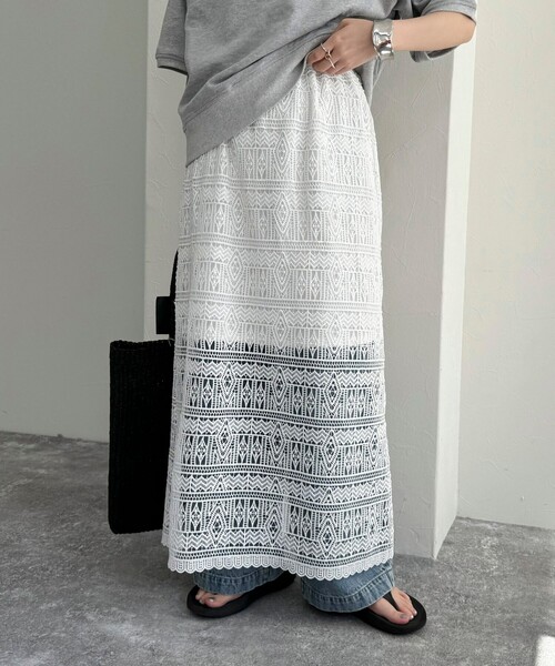 fredy emue（フレディエミュ）の「レースタイトスカート（スカート・レディース・ブラック/オフホワイト/ネイビー・38）」の19枚目の写真