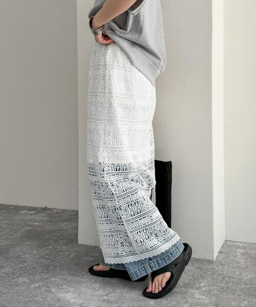 fredy emue（フレディエミュ）の「レースタイトスカート（スカート・レディース・ブラック/オフホワイト/ネイビー・38）」の20枚目の写真