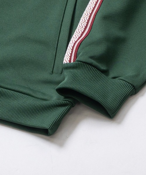 THRASHER(スラッシャー)の「【3】〔THRASHER/スラッシャー〕サイドライン ワイドシルエット トラックジャケット(ジャージ・メンズ・ブラック/オフホワイト/グリーン/ベージュ・LARGE/MEDIUM/X-LARGE)」の12枚目の写真