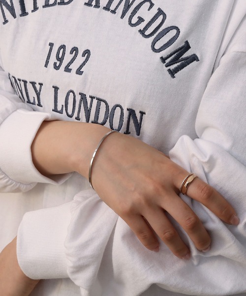 colleca la（コレカラ）の「[stainless]ステンレス・スリムラインバングル〈金属アレルギー対応〉（バングル/リストバンド・レディース・ゴールド/シルバー・FREE）」の8枚目の写真