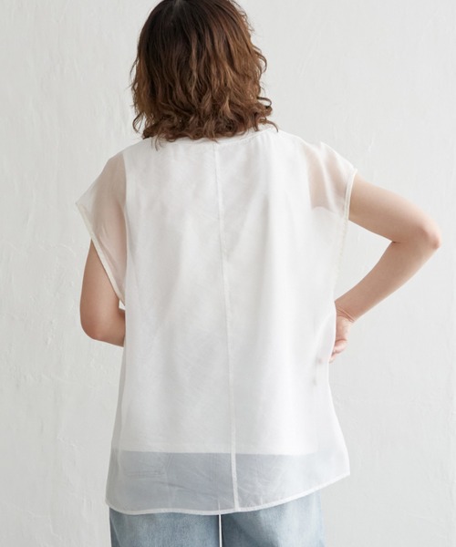 notch.（ノッチ）の「オーガンジーフレンチスリーブＴ（Tシャツ/カットソー・レディース・オフホワイト/ブラック/ベージュ/ブラウン/クリアグリーン・M）」の7枚目の写真