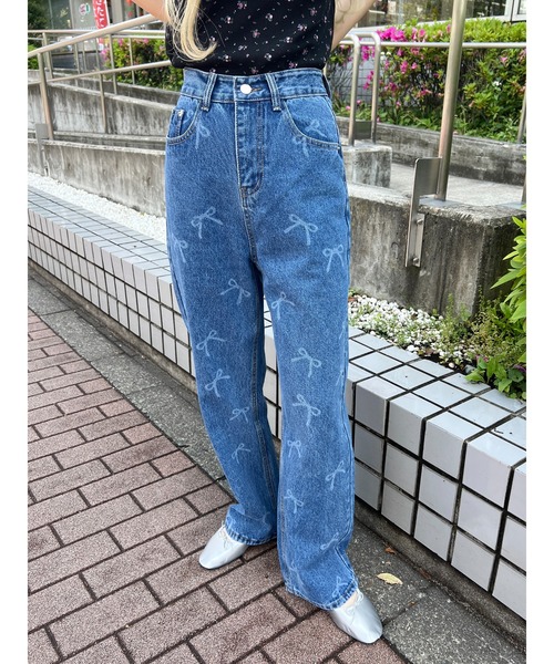 WC(ダブル シー)の「リボンプリントデニム(デニムパンツ・レディース・ブルー・FREE)」の12枚目の写真