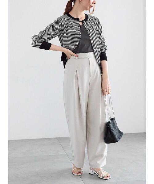 Te chichi（テチチ）の「14G強撚綿メタル釦クルーカーデ（カーディガン/ボレロ・レディース・ゴールド/ホワイト/レッド/ブラック/シルバー・F）」の11枚目の写真