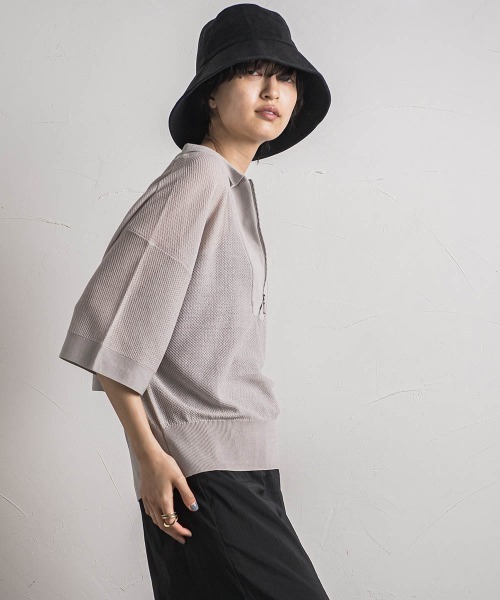 MAYSON GREY(メイソングレイ)の「ハーフZIPシアーポロニットプルオーバー≪手洗い可能≫(ニット/セーター・レディース・ブラック系その他/グリーン/ライトグレー・M)」の1枚目の写真