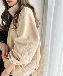 classicalelf | 大人カジュアル。ワンポイント胸刺繍入りフリース×キルトハーフジッププルオーバー(ブルゾン)
