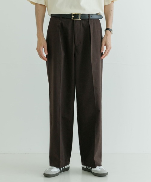 URBAN RESEARCH(アーバンリサーチ)の「ストレッチピーチツイルTUCK WIDE PANTS(その他パンツ・メンズ・ブラック/ネイビー/ブラウン・MEDIUM/LARGE)」の3枚目の写真