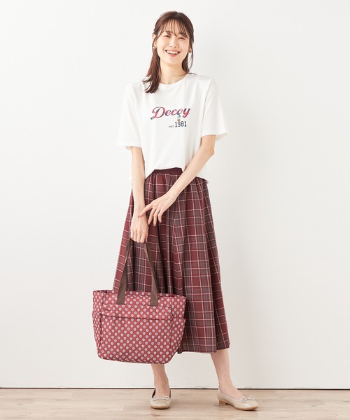 DECOY SINCE 1981(デコイシンスイチキュウハチイチ)の「【接触冷感・UVカット】コイくんロゴTシャツ(Tシャツ/カットソー・レディース・ホワイト/ネイビー/サックスブルー・M/L/LL)」の10枚目の写真