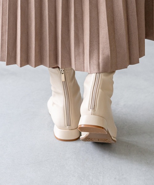 welleg（ウェレッグ）の「【 極やわ 】 晴雨兼用 ストレッチショートブーツ（ブーツ・レディース・シルバー/ブラック/アイボリー/ダークブラウン・SS/S/M/L/LL/3L）」の22枚目の写真