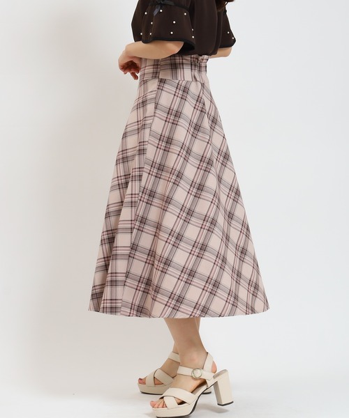 ASTORIA ODIER（アストリアオディール）の「ウエストヨークチェックサーキュラースカート（スカート・レディース・ブラウン/ベージュ・SMALL/MEDIUM）」の21枚目の写真