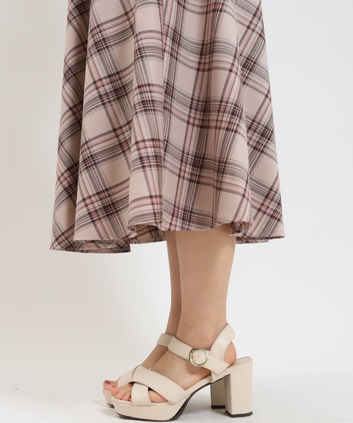 ASTORIA ODIER（アストリアオディール）の「ウエストヨークチェックサーキュラースカート（スカート・レディース・ブラウン/ベージュ・SMALL/MEDIUM）」の9枚目の写真