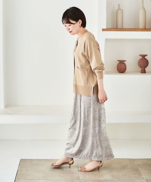 le.coeur blanc（ルクールブラン）の「メタルボタンワイドVカーデ（カーディガン/ボレロ・レディース・ボルドー/ブラック/サンドベージュ・38）」の18枚目の写真