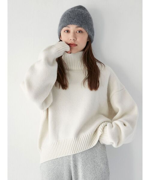 Ungrid 今期新作ニット Ungrid（アングリッド） ニット セーター 深Vネックルーズニット