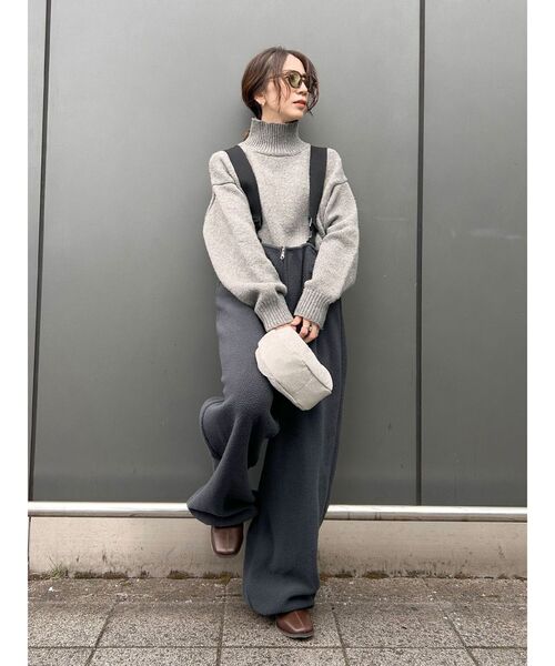 Ungrid（アングリッド）の「ハイネックボリュームカラーニット（ニット/セーター・レディース・チャコールグレー/ピンク/イエロー/アイボリー・FREE）」の6枚目の写真