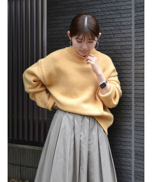Ungrid（アングリッド）の「ハイネックボリュームカラーニット（ニット/セーター・レディース・チャコールグレー/ピンク/イエロー/アイボリー・FREE）」の10枚目の写真