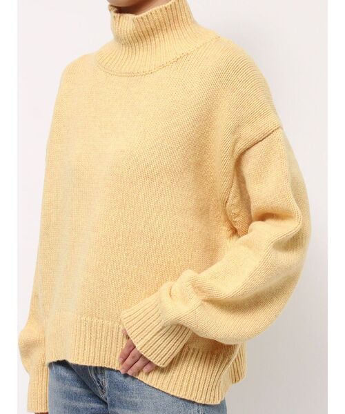 Ungrid（アングリッド）の「ハイネックボリュームカラーニット（ニット/セーター・レディース・チャコールグレー/ピンク/イエロー/アイボリー・FREE）」の20枚目の写真