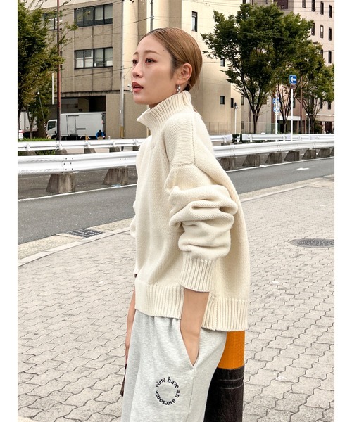 Stone  ハイネックニットセーター クリーム色 coca ニット セーター 配色ハイネックニット レディース