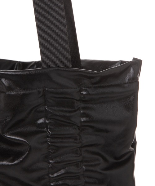 LAKOLE（ラコレ）の「メタリックギャザートートバッグ / 147016（トートバッグ・レディース・ネイビー/シルバー/ブラック・FREE）」の7枚目の写真