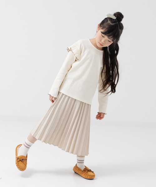 chil2(チルツー)の「肩フリル リブ長袖カットソー(Tシャツ/カットソー・キッズ・クリーム/ブラック/ピンク・130cm/120cm/100cm/110cm/90cm/80cm/140cm)」の8枚目の写真