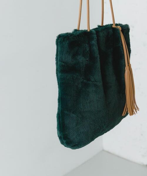 RODE SKO（ロデスコ）の「タッセル付フラッフィトートバッグ（トートバッグ・レディース・グレー/グリーン/ベージュ・ONE）」の10枚目の写真