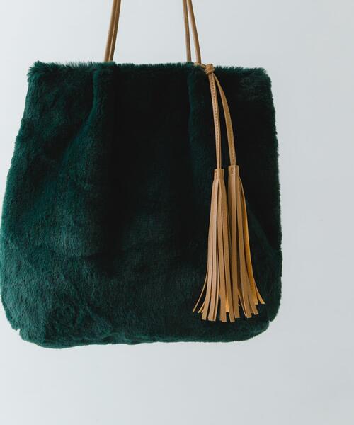 RODE SKO（ロデスコ）の「タッセル付フラッフィトートバッグ（トートバッグ・レディース・グレー/グリーン/ベージュ・ONE）」の12枚目の写真